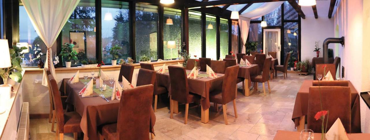 Hotel Feldmaus Olzheim 外观 照片